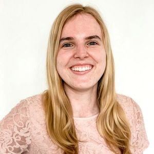 Meet your Posher, Helmi